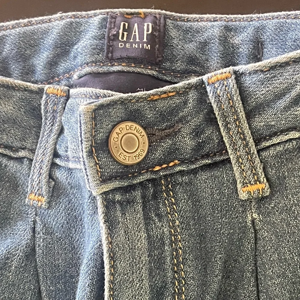EUC Gap Kids Girls Flare Jeans - Size 6